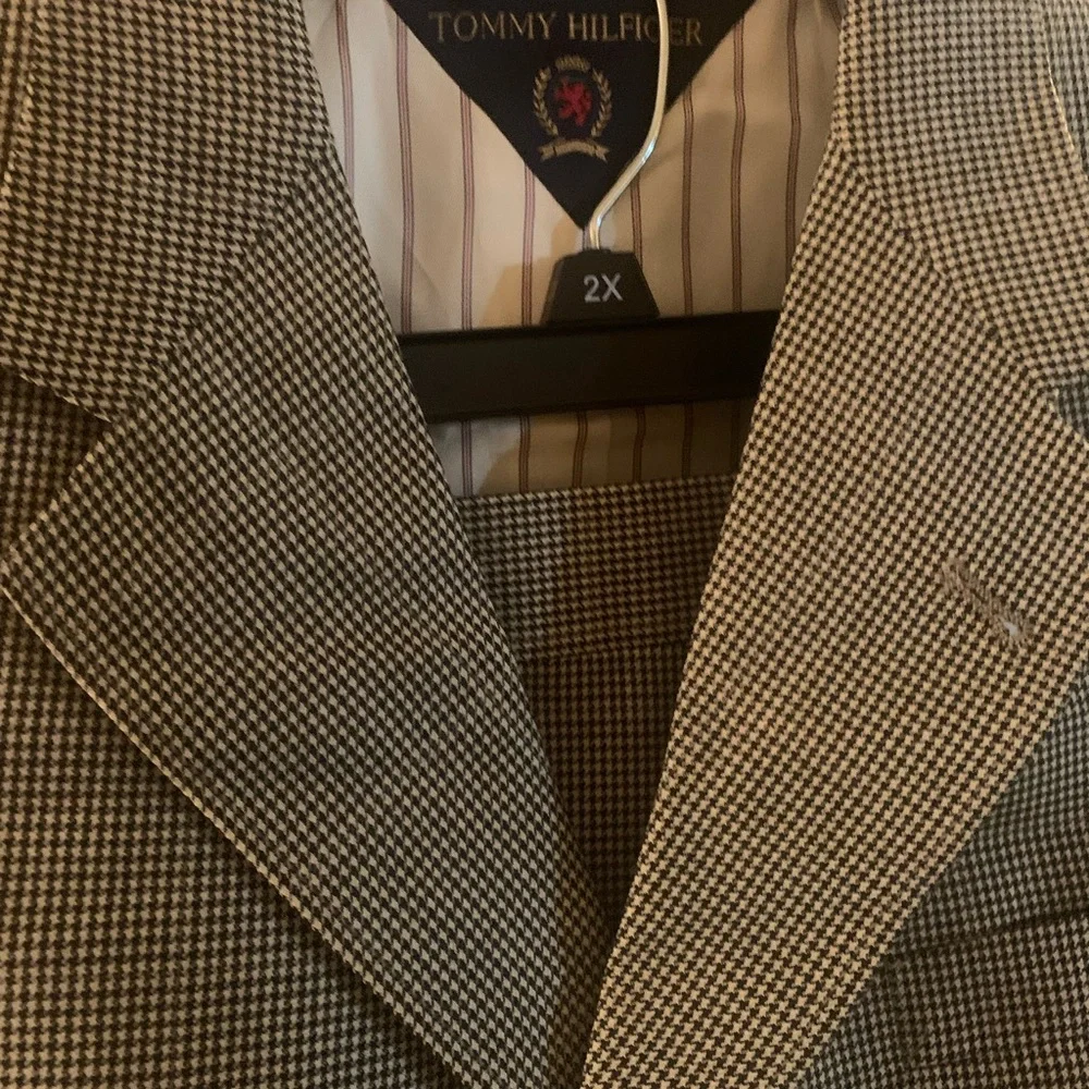TOMMY HILFIGER PLAID SUIT. - Picture 4 of 11